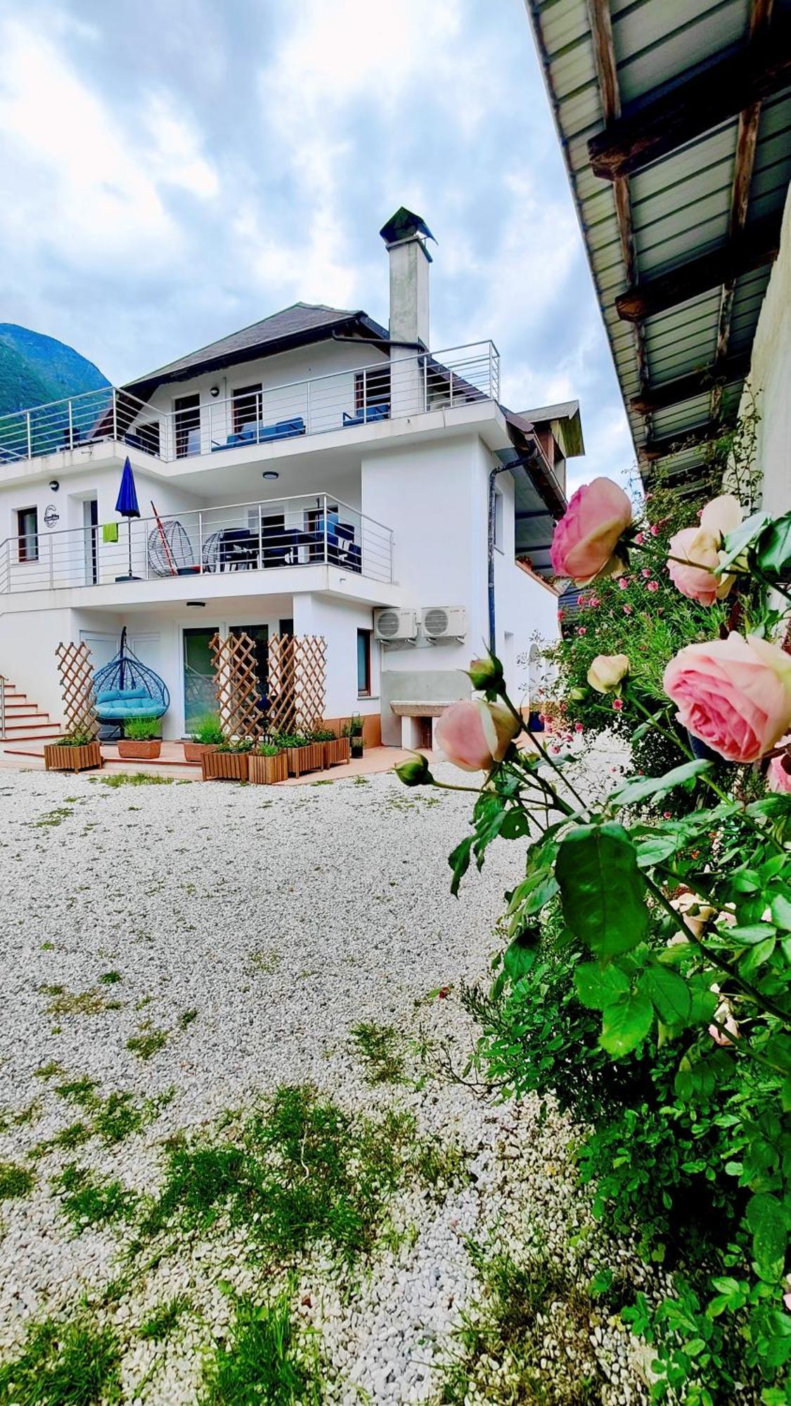 Soca Home Бовец Екстер'єр фото